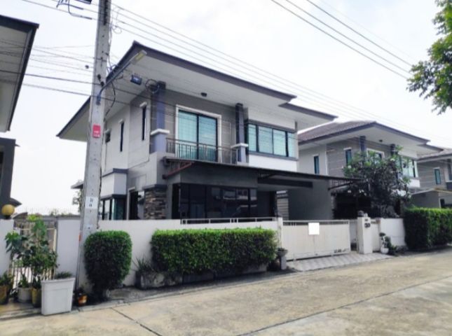 อื่นๆ ตกแต่งครบ 2014 ไม่ใช่ เดอะฮัมบูร์ก (รามอินทรา-หทัยราษฎร์) บ้านพร้อมอยู่สภาพดี รูปที่ 2