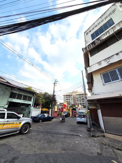 ให้เช่าอาคารพาณิชย์ 4 คูหา 4 ชั้น สาทร–นราธิวาส 14 ทำเลดี ใกล้ BTS ช่องนนทรี สาทร รูปที่ 2