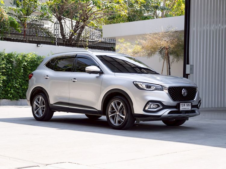 รถ MG HS 1.5 X สี เงิน