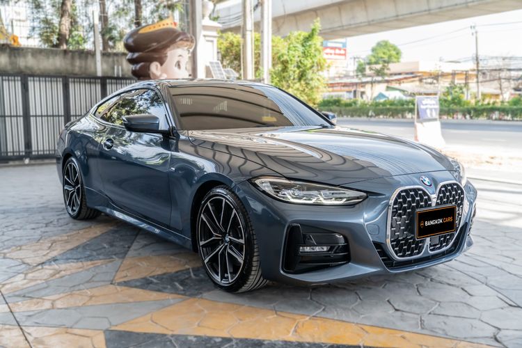 BMW Series 4 2024 430i Sedan เบนซิน เกียร์อัตโนมัติ น้ำเงิน รูปที่ 4