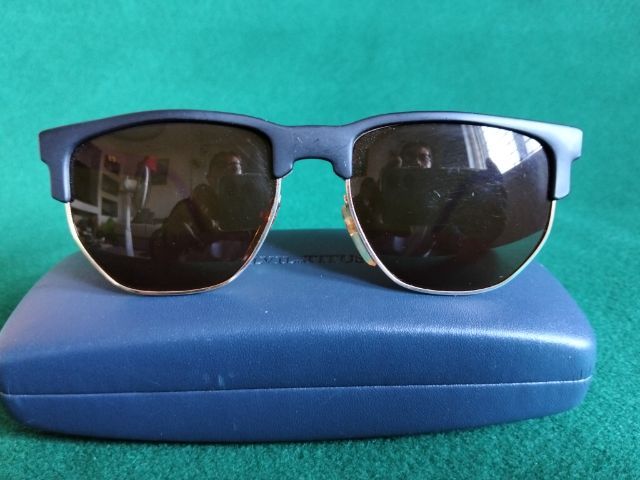 ขอขายแว่นตากันแดดแบรนด์ WAX  รุ่น 613 ผลิตในออสเตรเลียทรง Master rayban กระจกสีชาใส่ขับรถดีมากกลางคืนเวลาขับรถจะถนอมตา  ขนาดหน้ากว้าง 1 รูปที่ 2