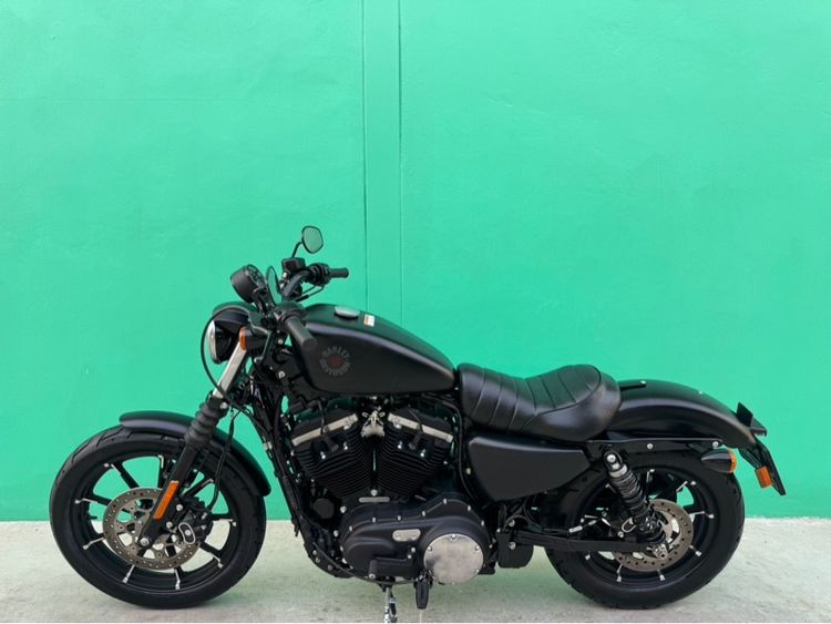 Sportster IRON 883 ปี2021 สีดำ วิ่ง 5,000โล รูปที่ 15