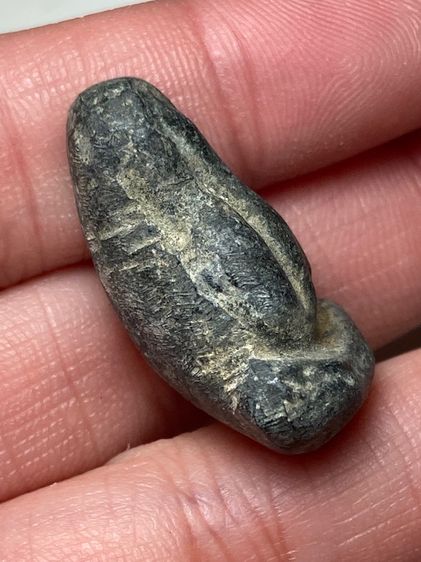 พระปิดตาเนื้อโลหะ รูปที่ 3