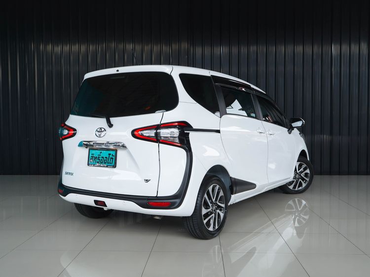 Toyota Sienta 2020 1.5 V Utility-car เบนซิน ไม่ติดแก๊ส เกียร์อัตโนมัติ ขาว รูปที่ 4