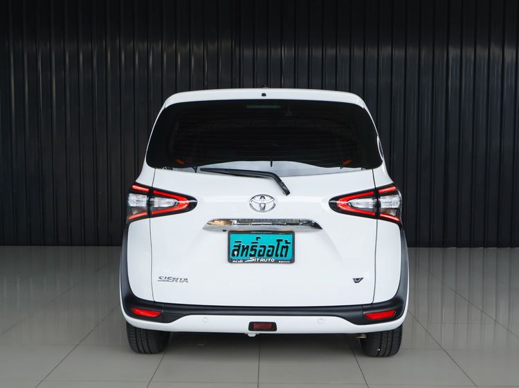 Toyota Sienta 2020 1.5 V Utility-car เบนซิน ไม่ติดแก๊ส เกียร์อัตโนมัติ ขาว รูปที่ 3