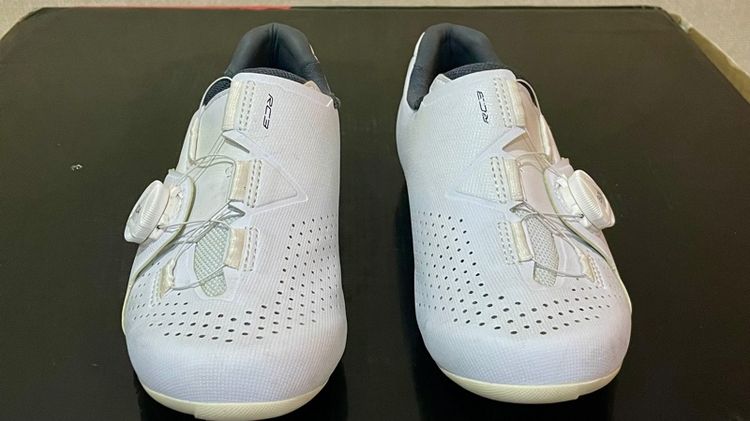 รองเท้าจักรยาน Shimano ROAD