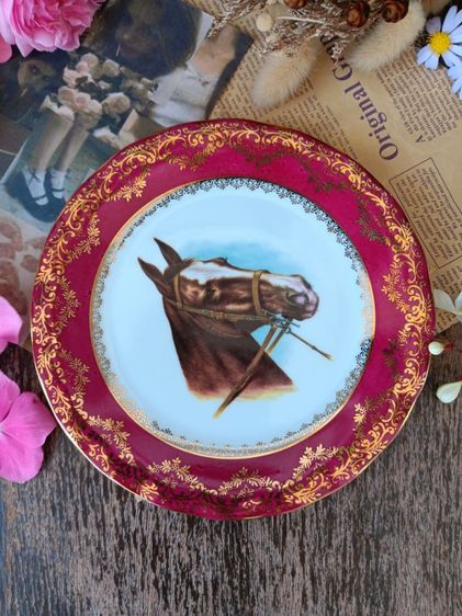 จานโชว์วินเทจ แบรนด์ Limoges 
ทำจากพอร์ซลิน เมืองลิโมจส์ ประเทศฝรั่งเศส รูปที่ 2