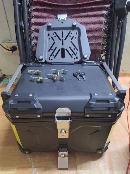 กล่องท้าย 45ลิตร abs รูปที่ 2