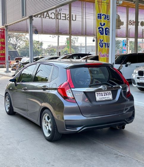 Honda Jazz 2018 1.5 V Sedan เบนซิน ไม่ติดแก๊ส เกียร์อัตโนมัติ เทา รูปที่ 3