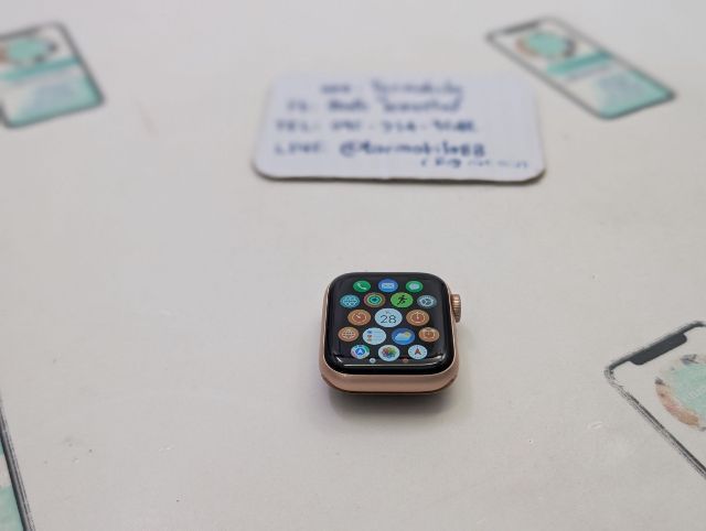 ขาย เทิร์น Apple Watch Series 5 40 mm Cellular ศูนย์ไทย มีตัวเรือน สายนาฬิกา และสายชาร์จ สุขภาพแบต 53 เพียง 1,790 บาท เท่านั้น ครับ  รูปที่ 9