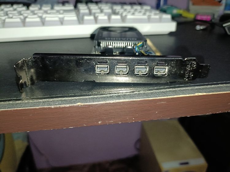 การ์ดจอ Quadro P1000 รูปที่ 2