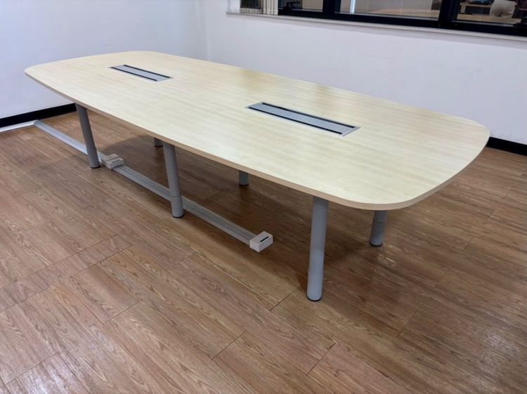 🔥 โต๊ะทำงาน วัสดุดีแข็งแรงน่าใช้แนะนำเลยค่ะสภาพดีมากๆ หนักมากตัวน่าใช้ค่ะ