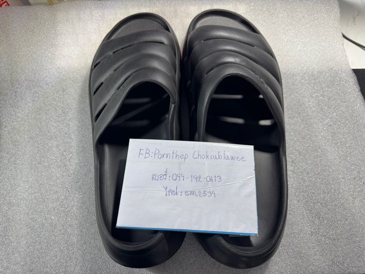 รองเท้าแตะ UGG ไซร์ M14