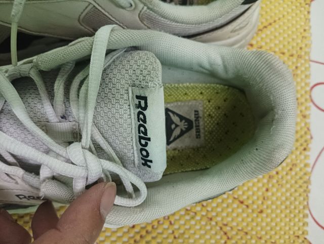 รองเท้าผ้าใบ Reebok รูปที่ 4