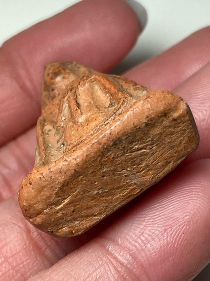 พระนางพญาเนื้อดิน รูปที่ 5