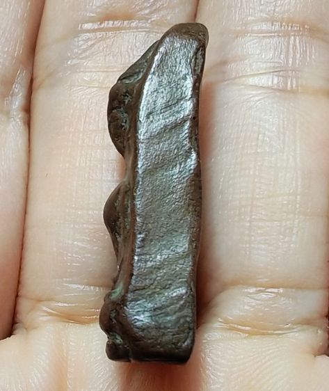 🚩พระผงสุพรรณ พิมพ์หน้าแก่ กรุสุพรรณบุรี🚩 รูปที่ 4