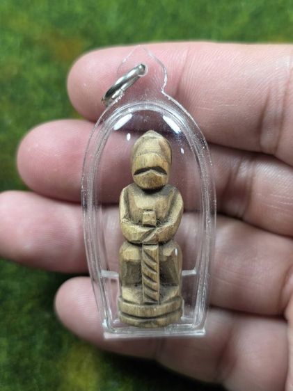 ลิงไม้แกะหลวงพ่อสุ่นเก่าๆ