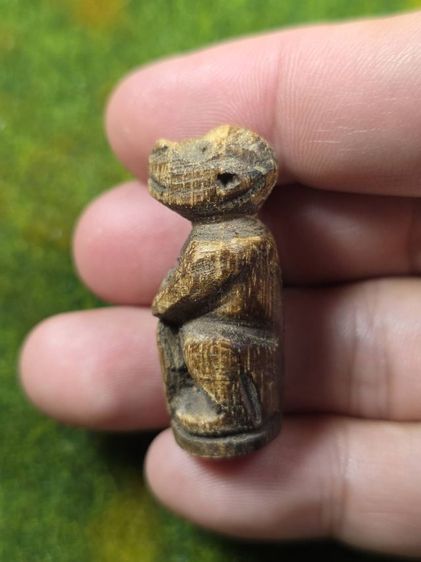 ลิงหนุมารไม้แกะเก่าๆหลวงพ่อสุ่น รูปที่ 2