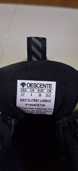 รองเท้า DESCENTE ของแท้ ดำขาวเทา 25Cm สภาพดีมาก เบาระดับ 3 สนใจทักเพิ่มเติมได้ค่ะ รูปที่ 5
