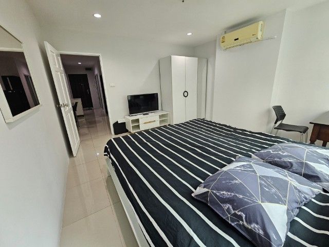 Condo for rent (เช่า)สุขุมวิท ลิฟวิ่งทาวน์ ใกล้แยกอโศก