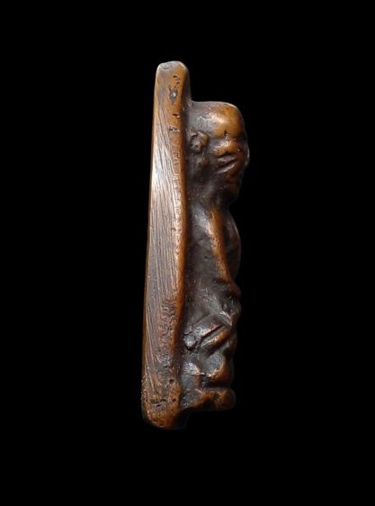 หลวงปู่ทวด พิมพ์หลังเตารีด รูปที่ 3