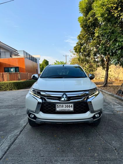 Mitsubishi Pajero Sport 2016 2.4 GT Premium 2WD ดีเซล ไม่ติดแก๊ส เกียร์อัตโนมัติ ขาว รูปที่ 2