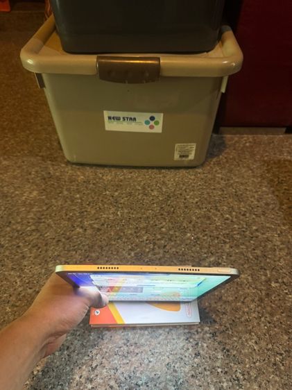 ขายiPadPro11นิ้ว M2 สีหายากSilver128กิ๊กใช้งานดีถูกๆสภาพสวยๆ รูปที่ 3