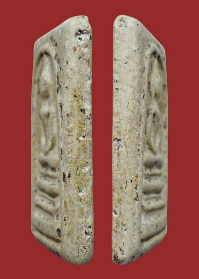 สมบัติบ้าน พระสมเด็จวัดระฆัง พิมพ์ ฐานแซม เนื้อเก่าจัดจ้าน มีคราบรักรา  มีมวลสาร รูปที่ 2