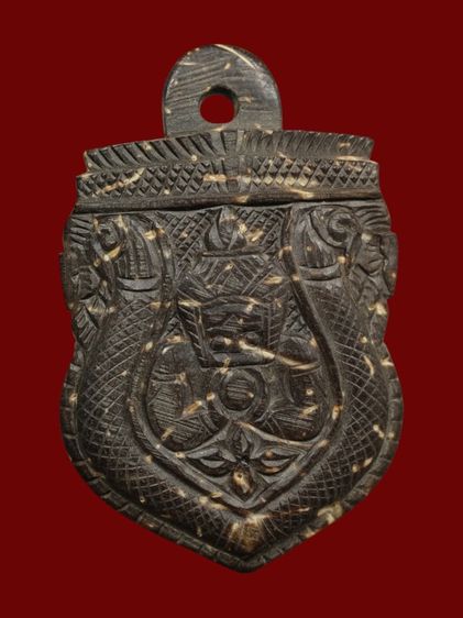 กะลาแกะราหูอมจันทร์ หลวงพ่อน้อย วัดศรีษะทอง จ.นครปฐม