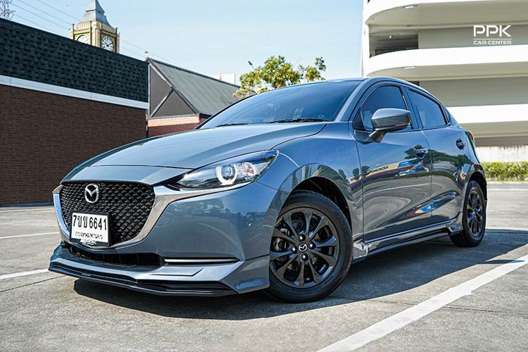 รถ Mazda Mazda 2 1.3 C Sports สี เทา