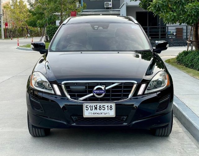 Volvo XC60 2012 2.0 D3 Utility-car ดีเซล ไม่ติดแก๊ส เกียร์อัตโนมัติ ดำ รูปที่ 2