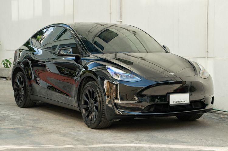 Tesla Model Y 2023 Long Range AWD Sedan ไฟฟ้า ไม่ติดแก๊ส เกียร์อัตโนมัติ ดำ