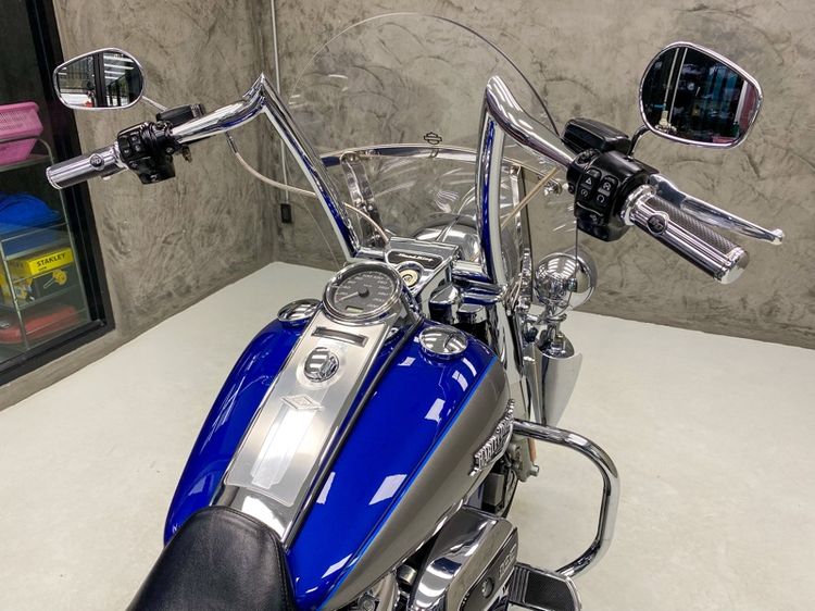 Harley-Davidson Road King M8 (2017) รูปที่ 9