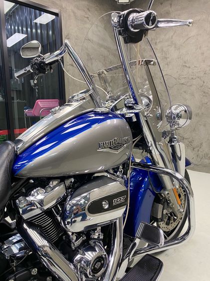 Harley-Davidson Road King M8 (2017) รูปที่ 10