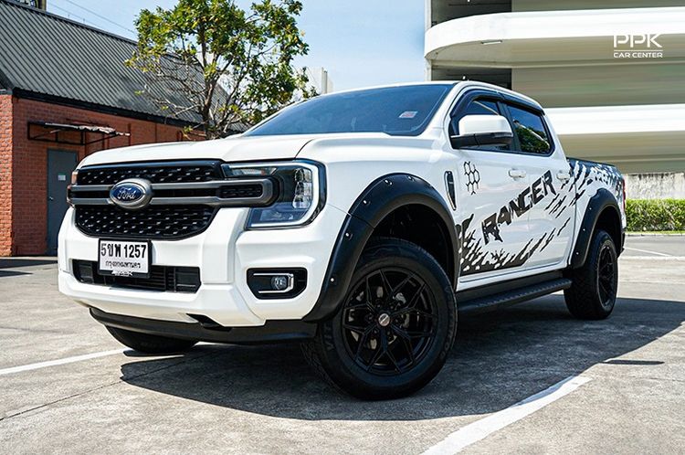 รถ Ford Ranger 2.0 Hi-Rider XLS สี ขาว