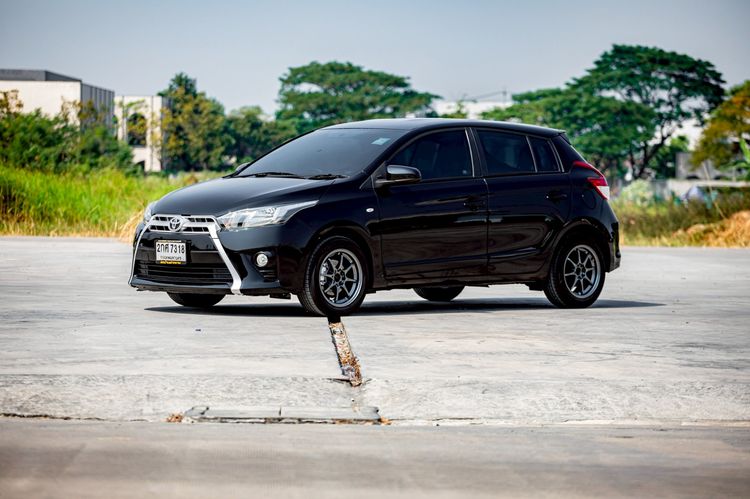 Toyota Yaris 2014 1.2 E Sedan เบนซิน เกียร์อัตโนมัติ ดำ รูปที่ 3