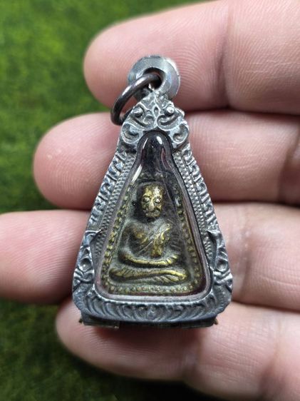 พระเหรียญหลวงพ่อเงินวัดบางคลานเก่าๆ