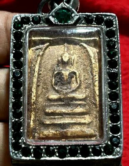 พระสมด็จเก่าด้านหลังมีแรอยยันต์เลี่ยมกรอบเก่า