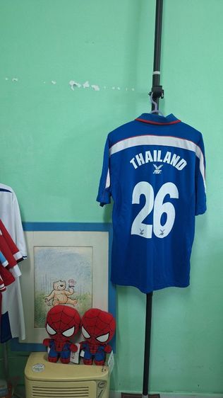 เสื้อฟุตบอลทีมชาติไทย ปี 2002 ถึง 2006 รูปที่ 4