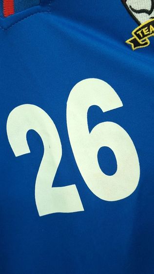 เสื้อฟุตบอลทีมชาติไทย ปี 2002 ถึง 2006 รูปที่ 8