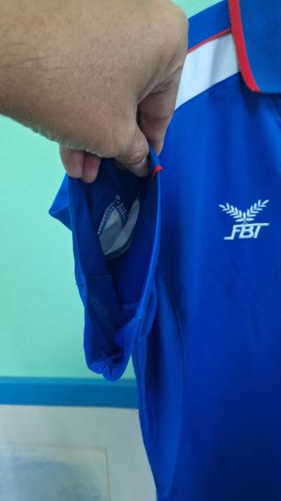 เสื้อฟุตบอลทีมชาติไทย ปี 2002 ถึง 2006 รูปที่ 14