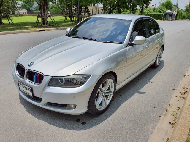 BMW Series 3 2010 320i Sedan เบนซิน ไม่ติดแก๊ส เกียร์อัตโนมัติ บรอนซ์เงิน รูปที่ 4
