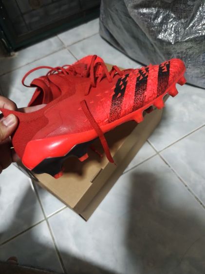 รองเท้าสตั๊ด adidas predator รูปที่ 3