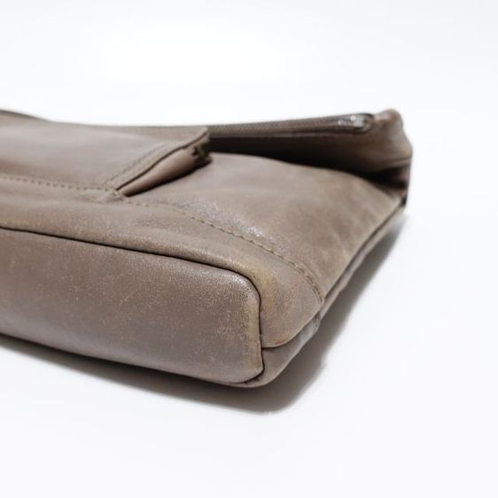 Used LONGCHAMP Leather Clutch Bag รูปที่ 7