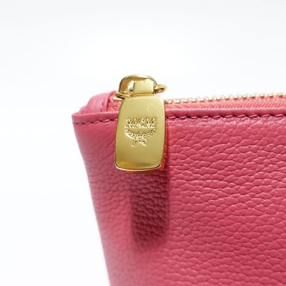 New MCM Pink Leather Pouch Bag รูปที่ 4