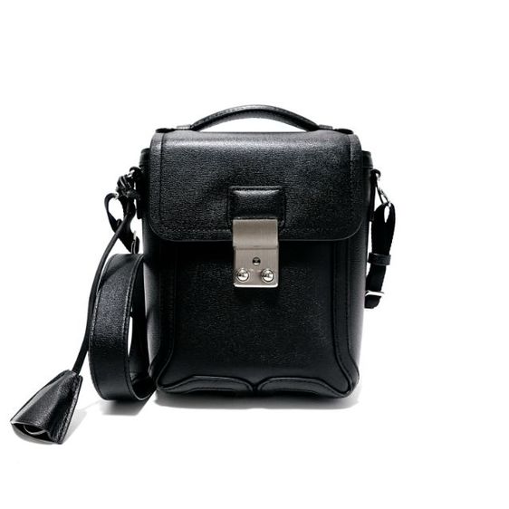 ดำ Used Like New 3.1 Phillip lim Leather Camera Crossbody Bag