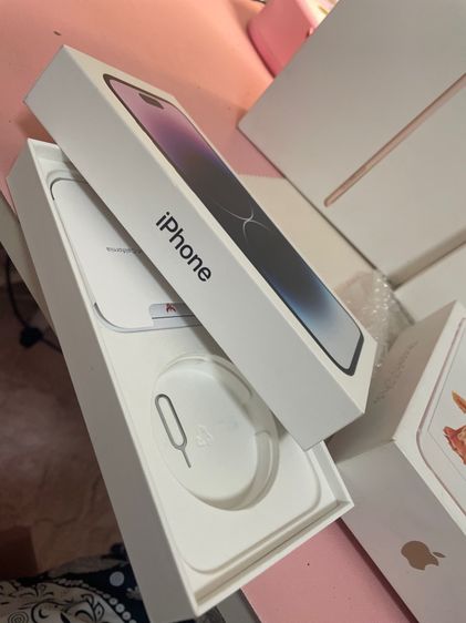 กล่องเปล่า iPhone มีหลายรุ่นเน้นว่ากล่องเปล่านะคะไม่ได้มีเครื่องอยู่ในนั้นนะเก็บสะสมได้ รูปที่ 3