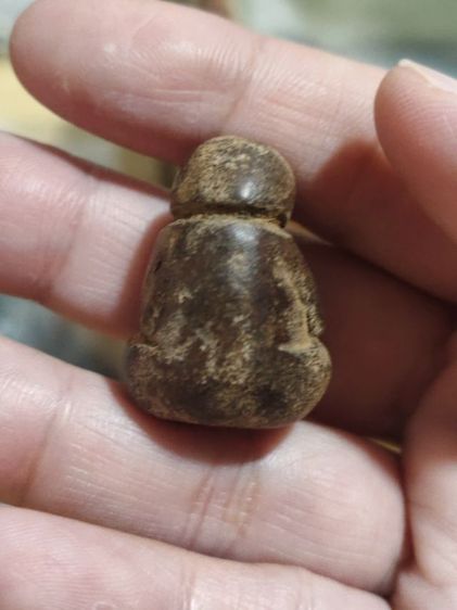 พระปิดตา เนื้อกะลา ไม่ทราบที่มา