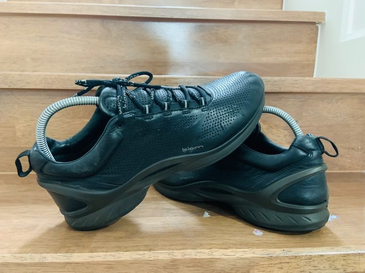 ดำ หนังแท้ อื่นๆ รองเท้าหนัง ECCO แท้ 💯 เบอร์ 40 cm 25 คนเท้า 25-26 cm ใส่ได้ครับ สภาพดีมาก หนังนิ่มมาก พื้นเต็ม ทรงสวย หายากน่าสะลมครับ