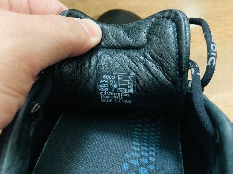 รองเท้าหนัง ECCO แท้ 💯 เบอร์ 40 cm 25 คนเท้า 25-26 cm ใส่ได้ครับ สภาพดีมาก หนังนิ่มมาก พื้นเต็ม ทรงสวย หายากน่าสะลมครับ รูปที่ 11